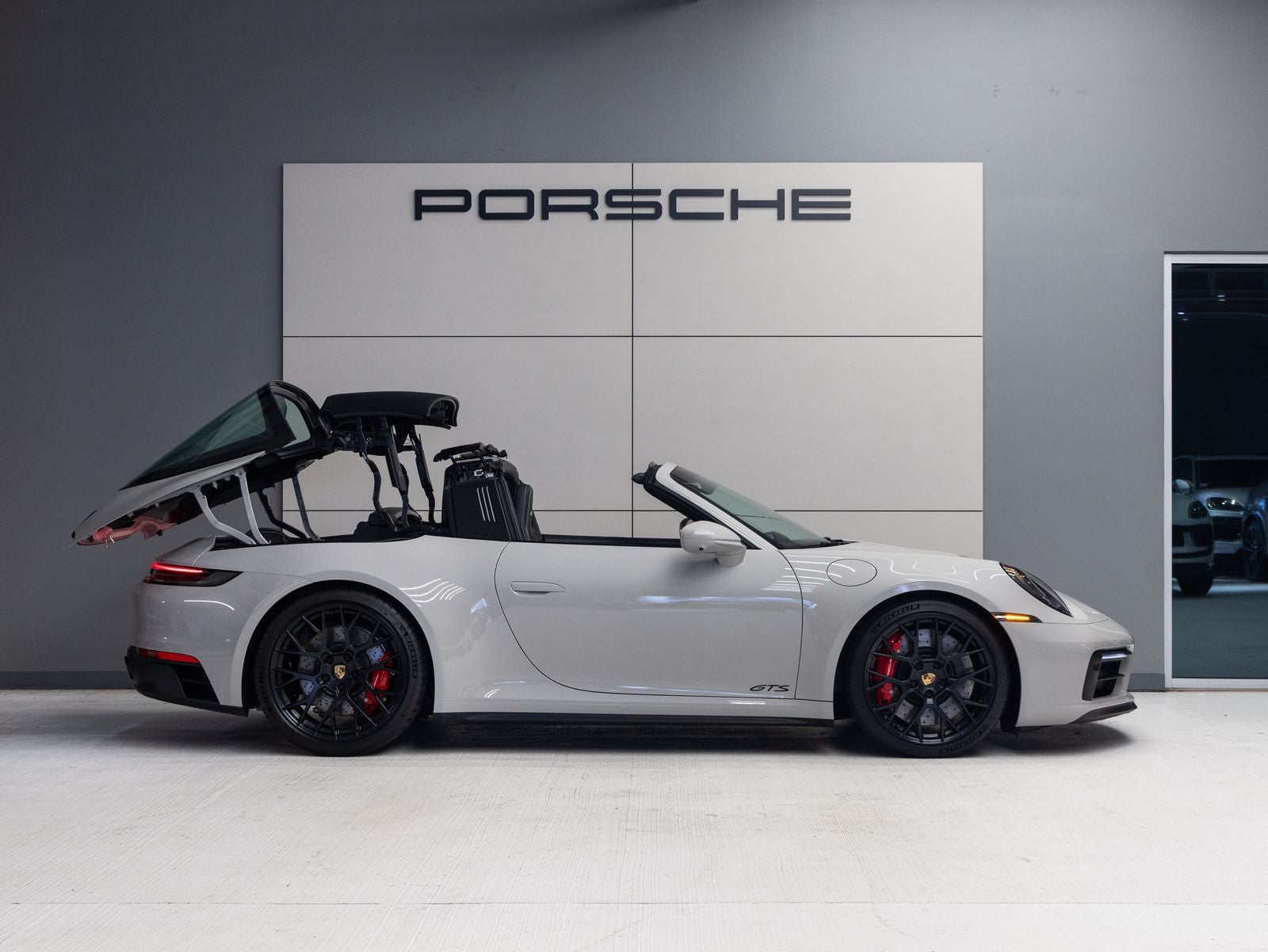 2024 Porsche 911 911 Targa 4 GTS (MY24)