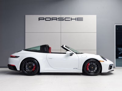 2024 Porsche 911 911 Targa 4 GTS (MY24)