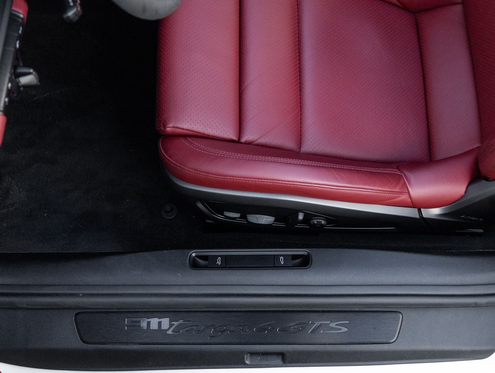 2024 Porsche 911 911 Targa 4 GTS (MY24)