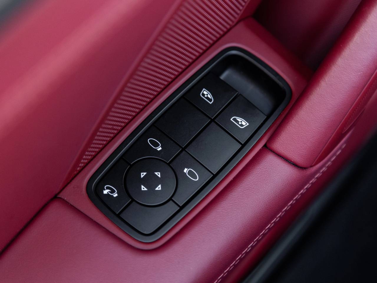 2024 Porsche 911 Targa 4 GTS