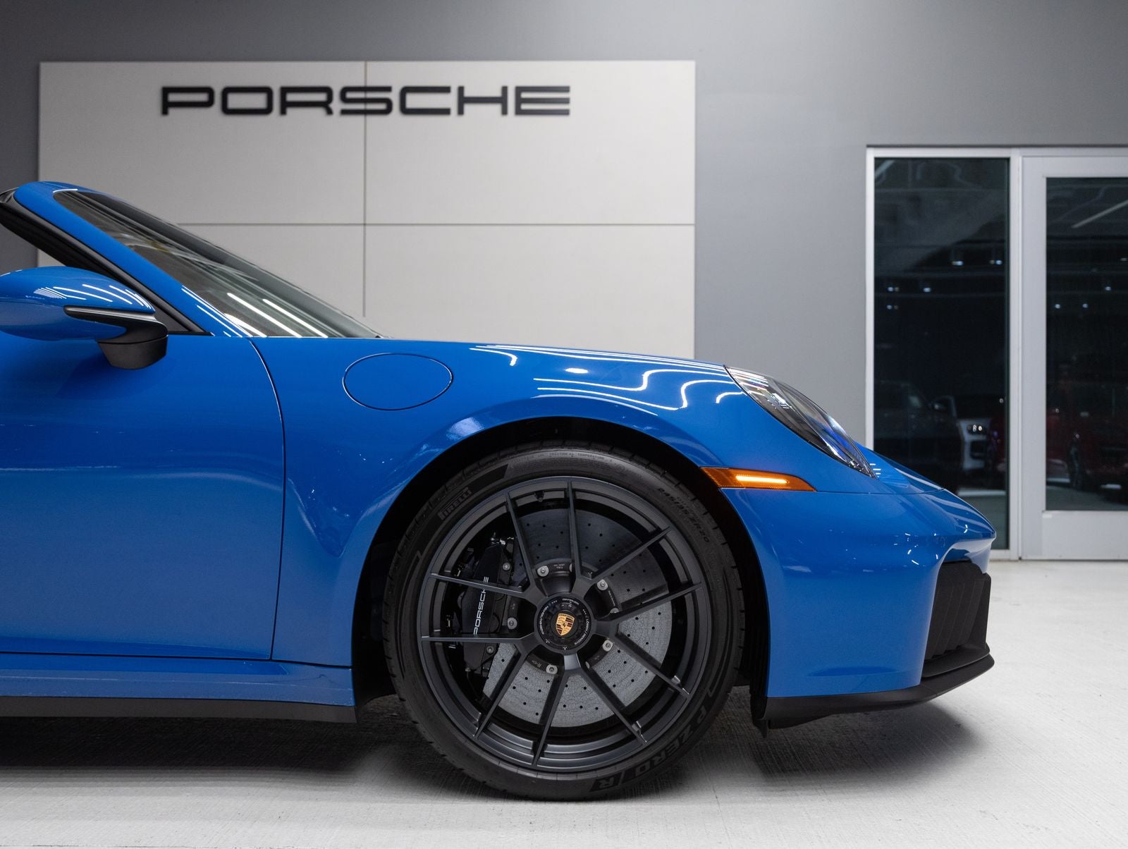2025 Porsche 911 Targa 4 GTS