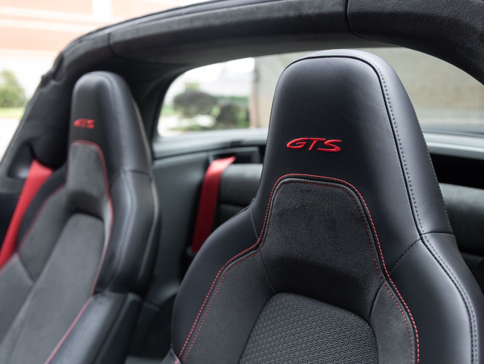 2025 Porsche 911 Targa 4 GTS