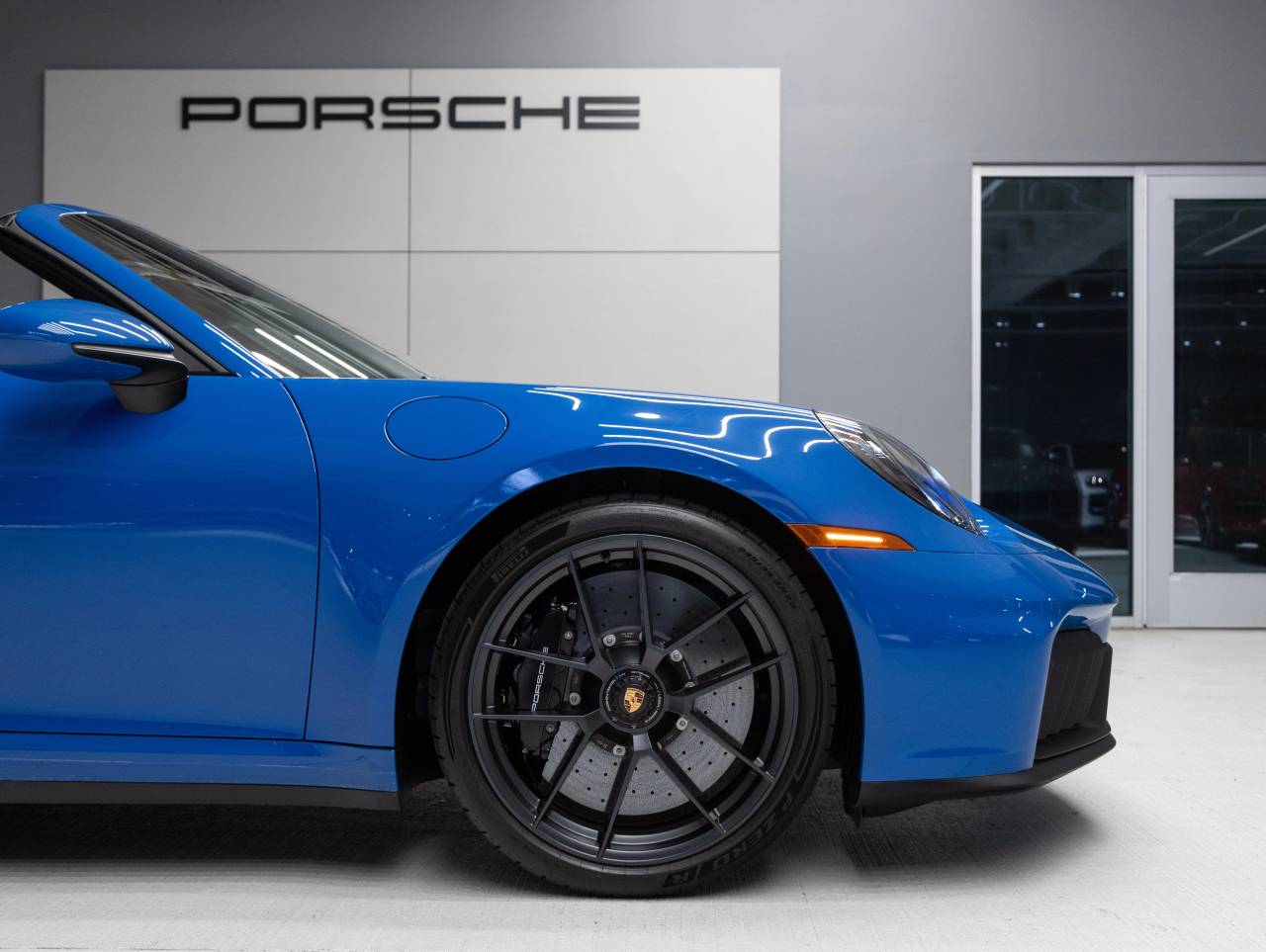2025 Porsche 911 Targa 4 GTS