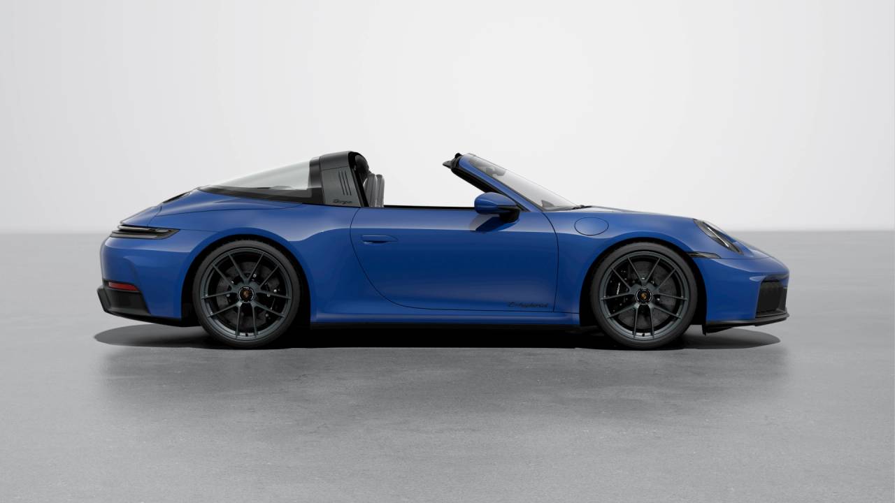 2025 Porsche 911 Targa 4 GTS