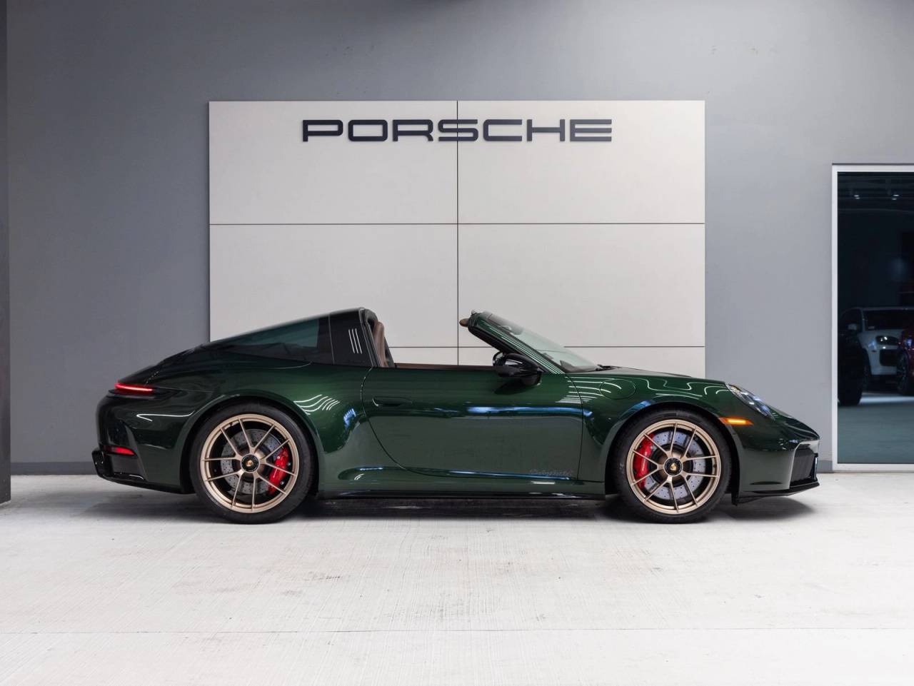 2026 Porsche 911 Targa 4 GTS