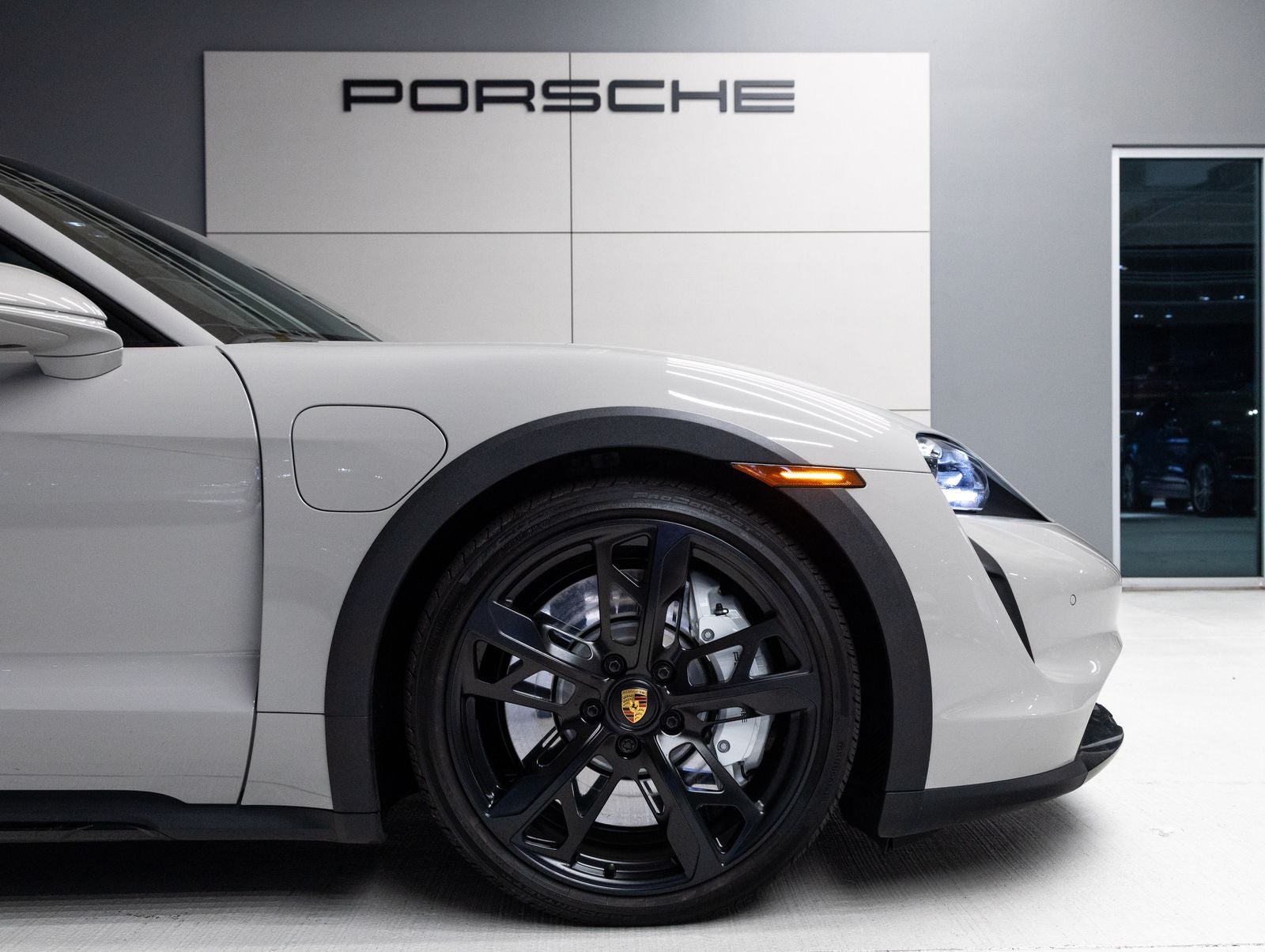 2024 Porsche Taycan Taycan 4S Cross Turismo (MY24)