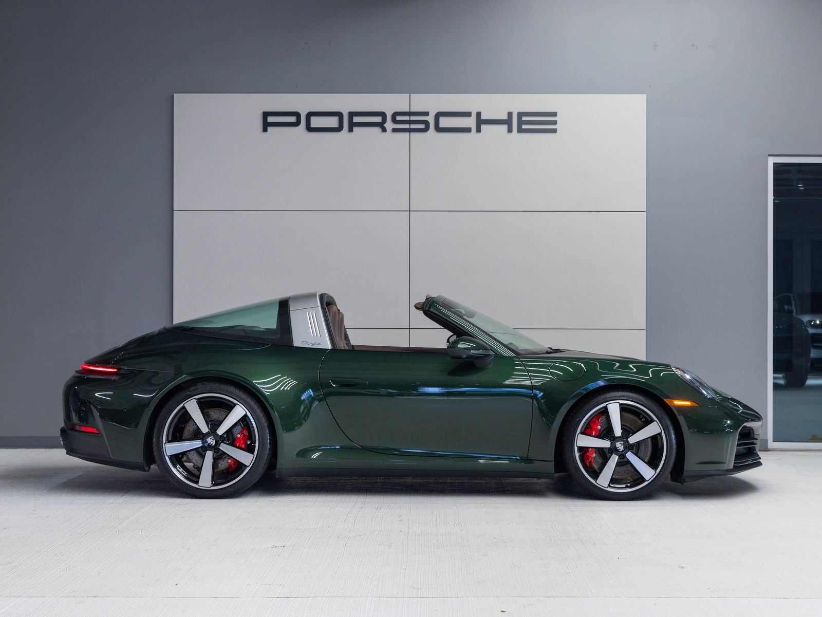 2026 Porsche 911 Targa 4S