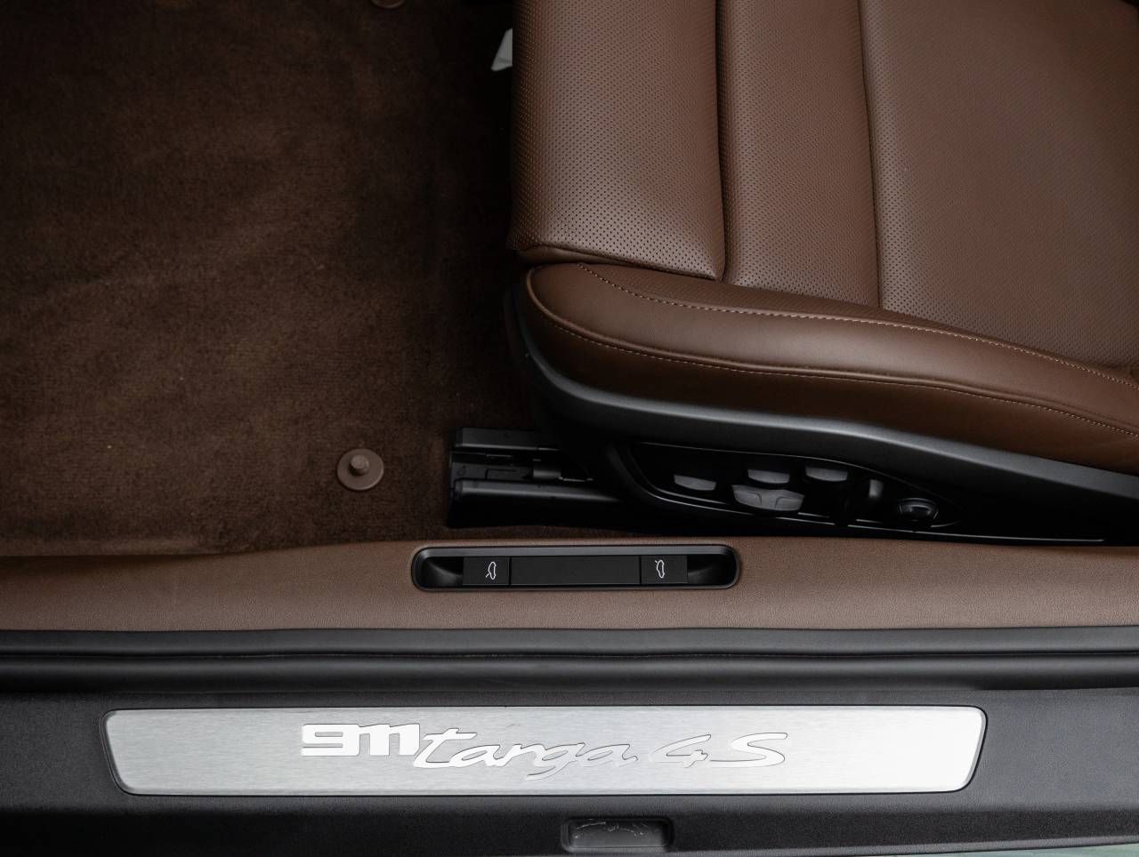 2026 Porsche 911 Targa 4S