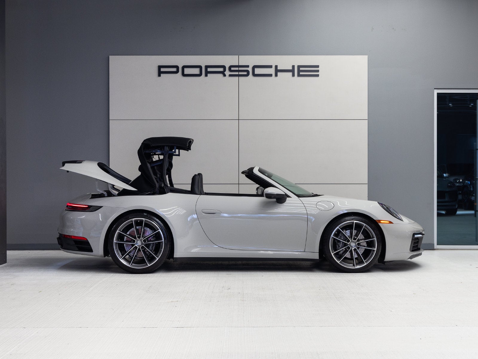 2021 Porsche 911 911 Carrera Cabriolet