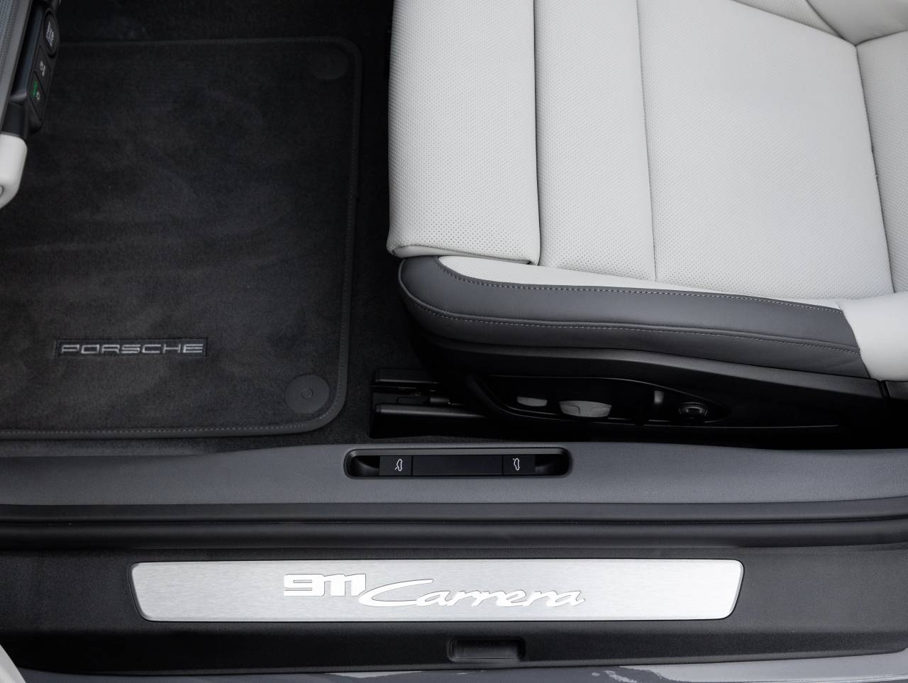 2026 Porsche 911 Carrera Cabriolet