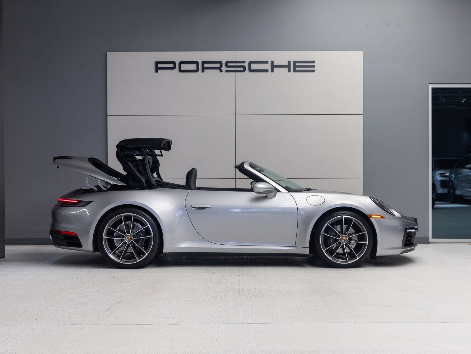 2021 Porsche 911 911 Carrera Cabriolet (MY21)
