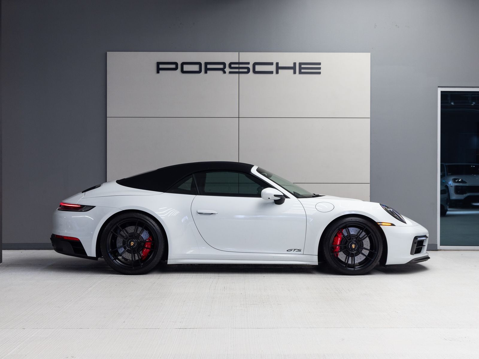 2022 Porsche 911 911 Carrera 4 GTS Cabriolet