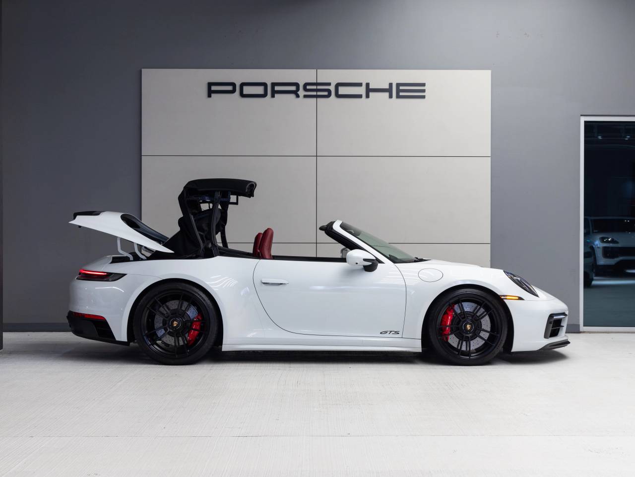 2022 Porsche 911 911 Carrera 4 GTS Cabriolet