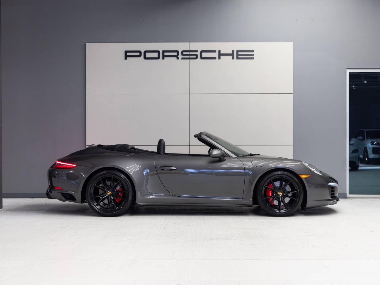 2017 Porsche 911 911 Carrera 4S Cabriolet