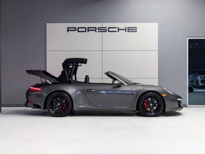 2017 Porsche 911 911 Carrera 4S Cabriolet