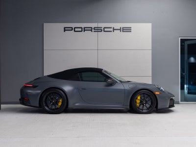 2025 Porsche 911 Carrera GTS Cabriolet