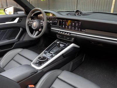 2025 Porsche 911 Carrera GTS Cabriolet