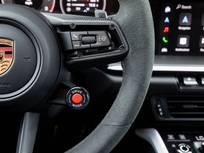 2025 Porsche 911 Carrera GTS Cabriolet