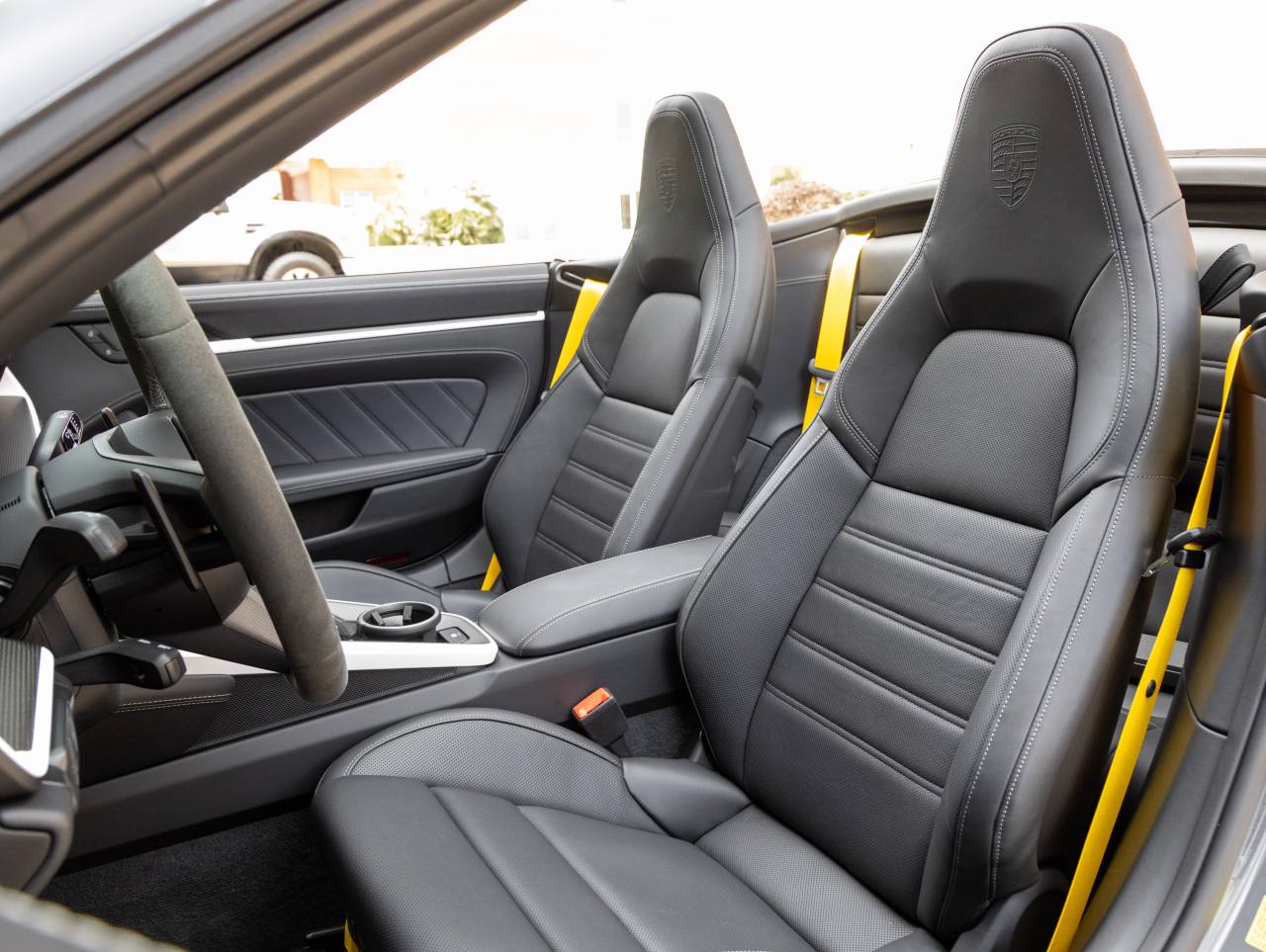 2025 Porsche 911 Carrera GTS Cabriolet