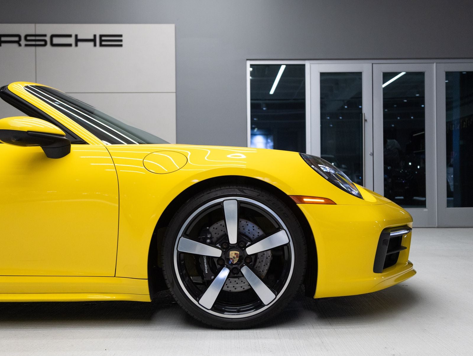 2022 Porsche 911 911 Carrera S Cabriolet (MY22)
