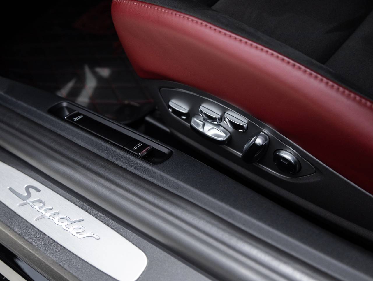2021 Porsche 718 Spyder