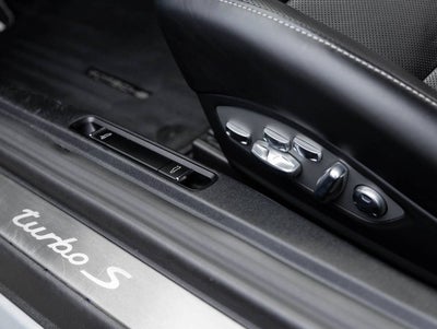 2018 Porsche 911 911 Turbo S Cabriolet