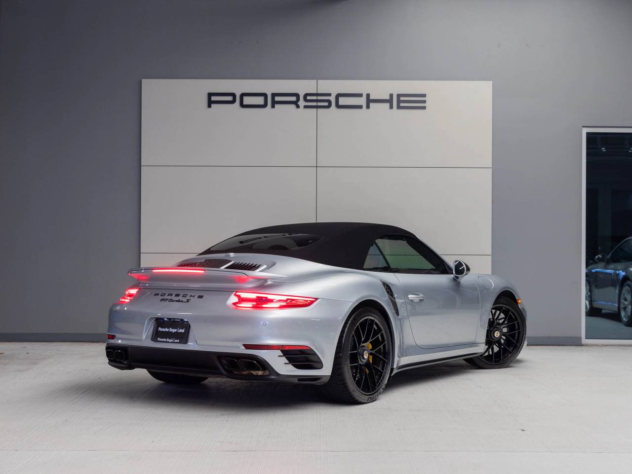 2018 Porsche 911 911 Turbo S Cabriolet