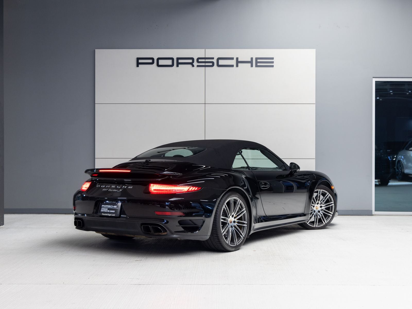 2014 Porsche 911 911 Turbo S Cabriolet
