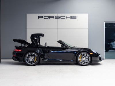 2014 Porsche 911 911 Turbo S Cabriolet
