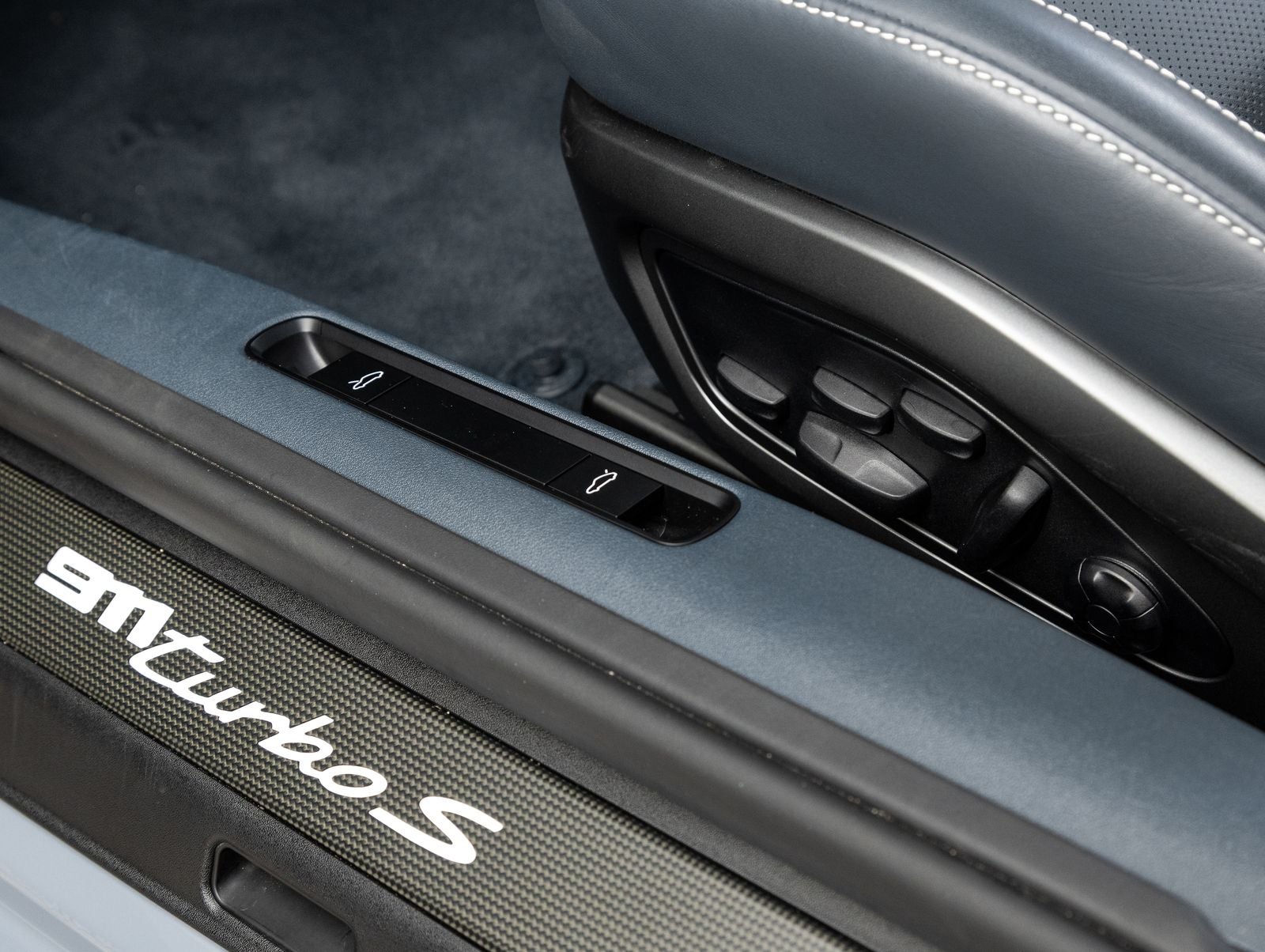 2024 Porsche 911 911 Turbo S Cabriolet (MY24)