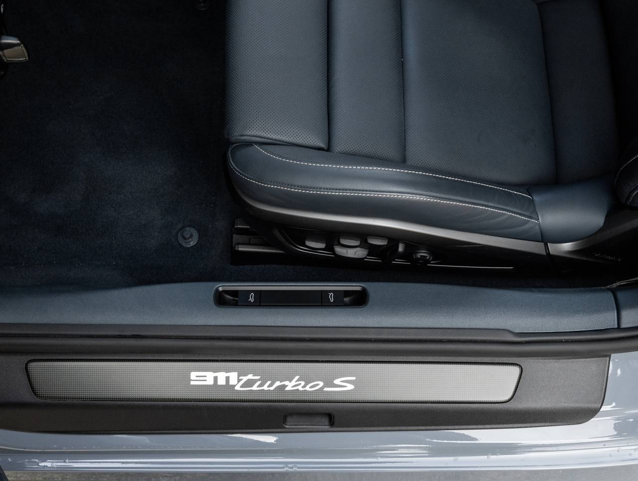 2024 Porsche 911 911 Turbo S Cabriolet (MY24)