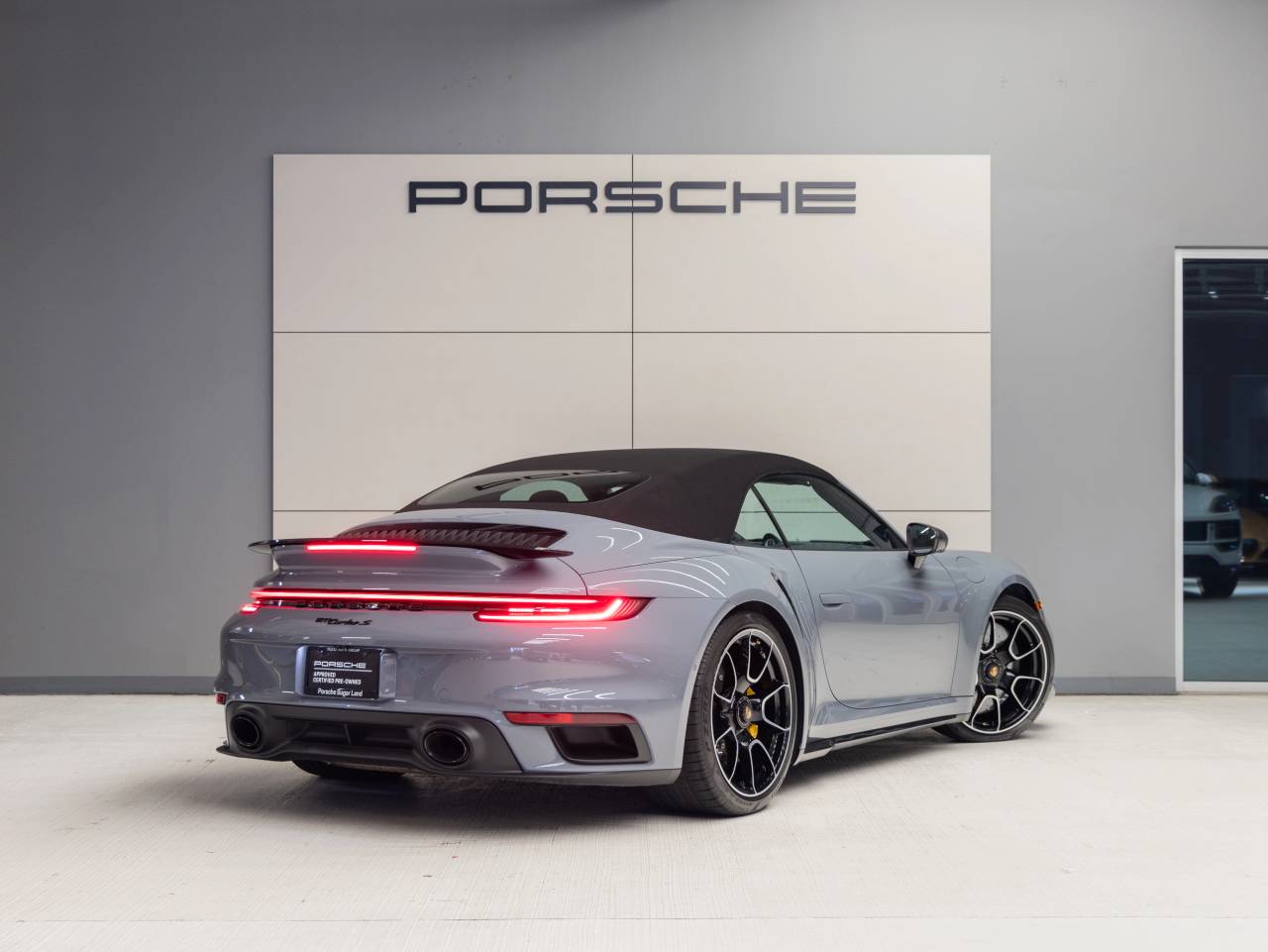 2024 Porsche 911 911 Turbo S Cabriolet (MY24)