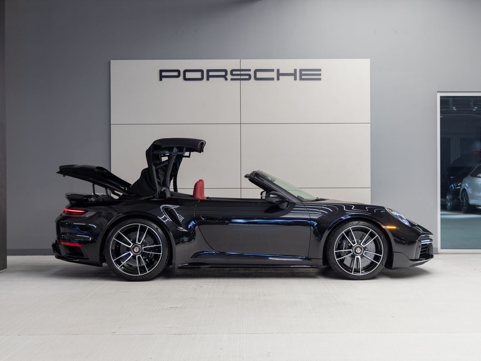 2025 Porsche 911 911 Turbo S Cabriolet