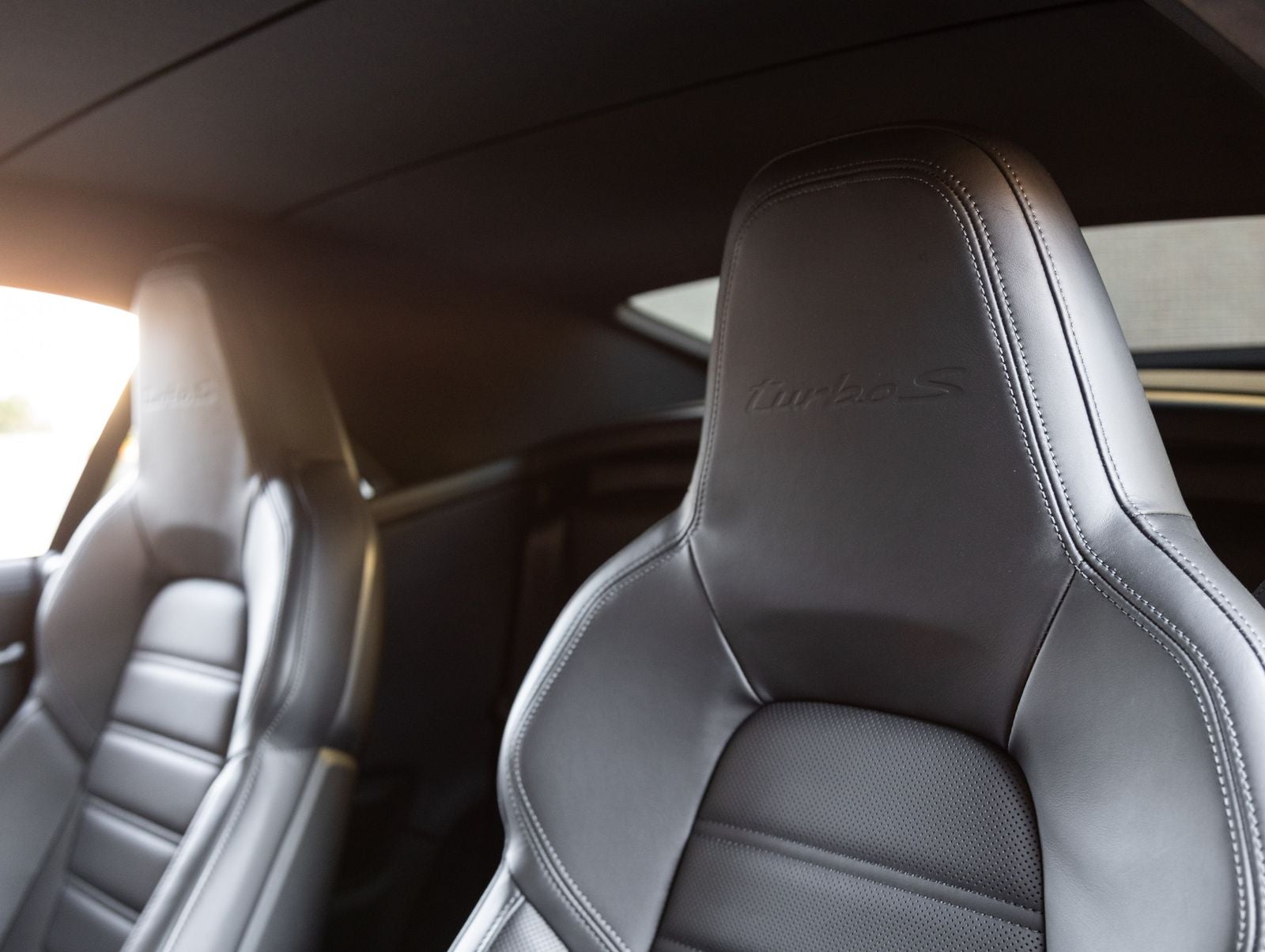 2022 Porsche 911 911 Turbo S Cabriolet (MY22)