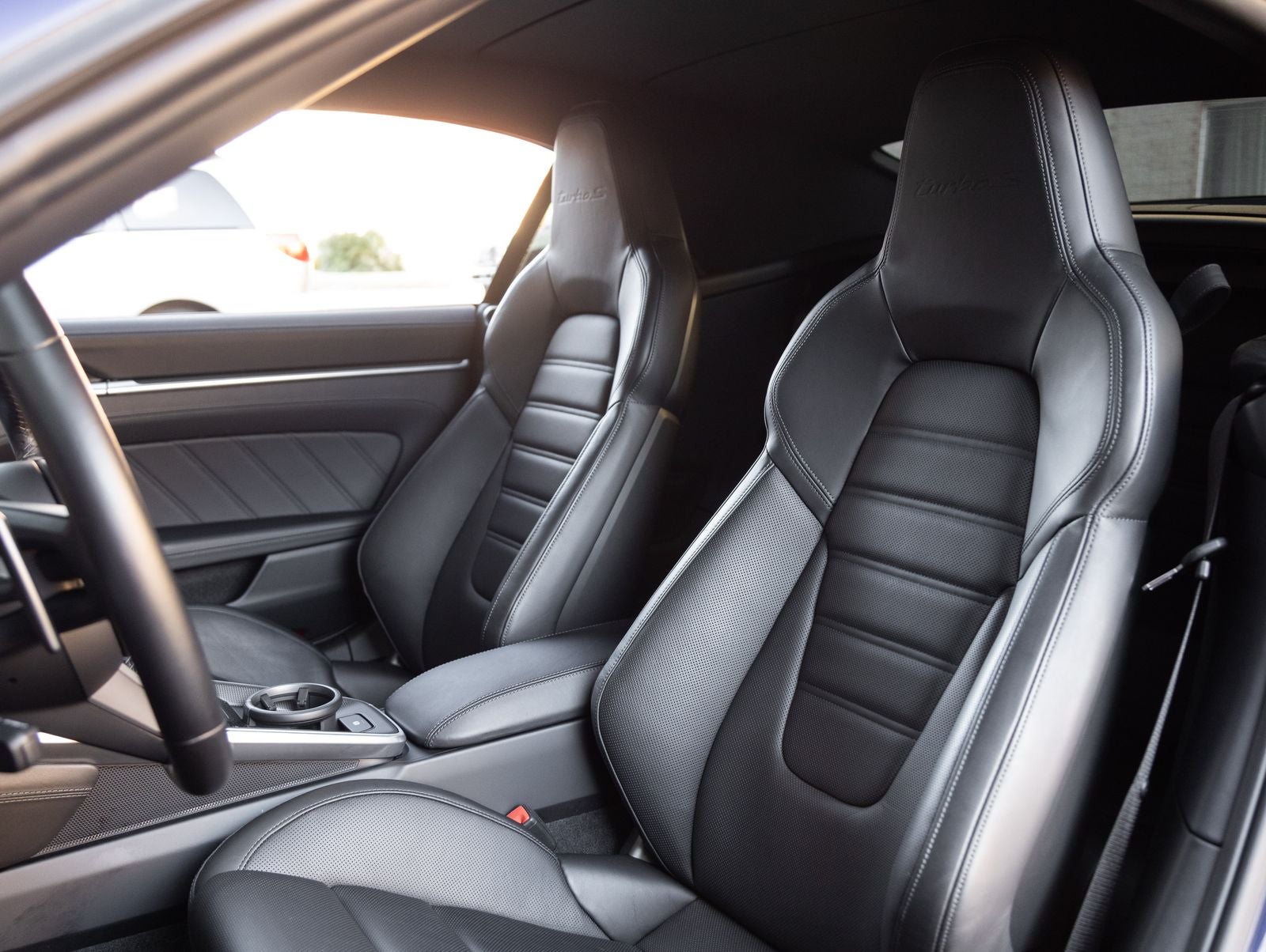 2022 Porsche 911 911 Turbo S Cabriolet (MY22)