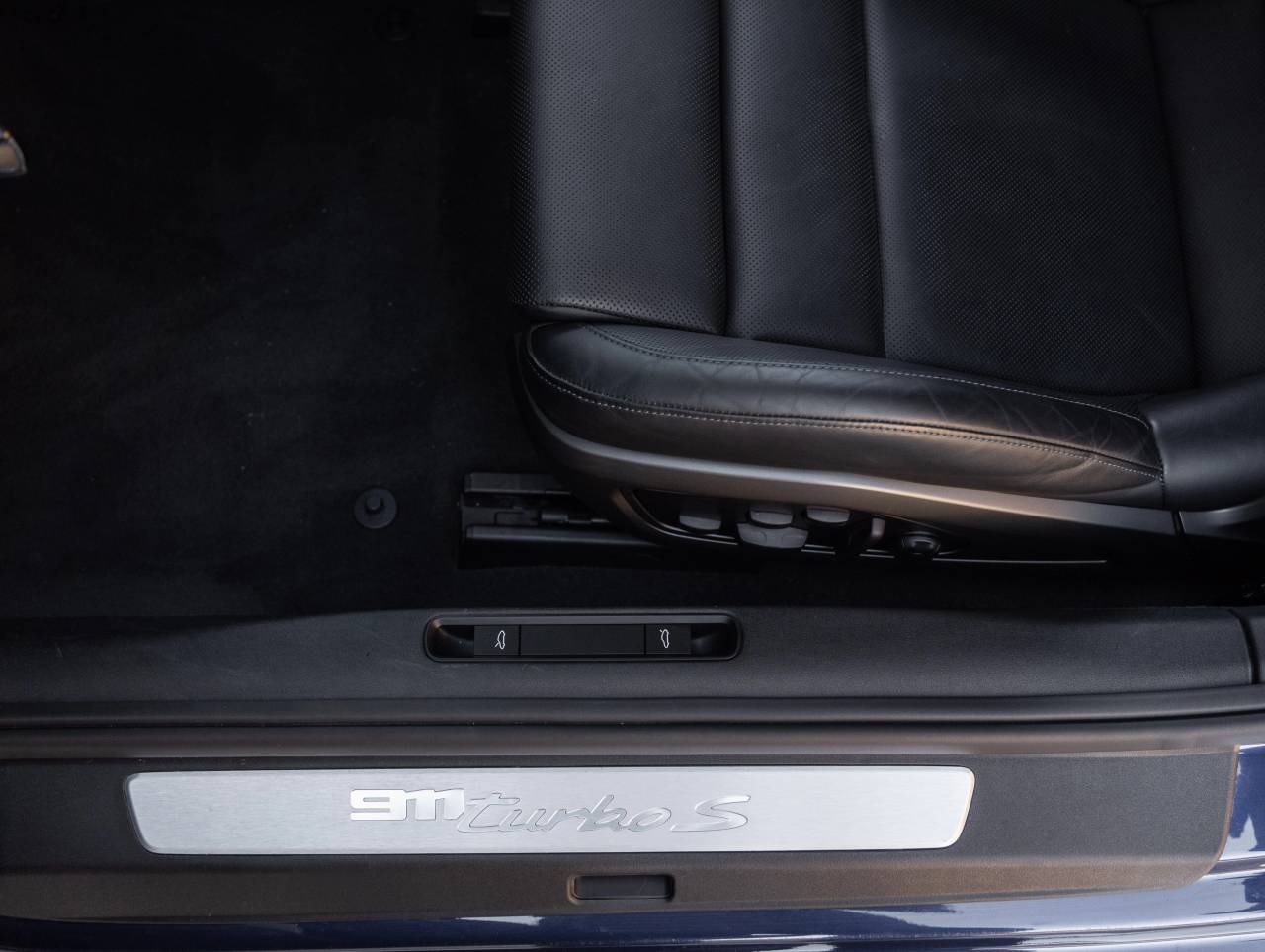 2022 Porsche 911 911 Turbo S Cabriolet (MY22)