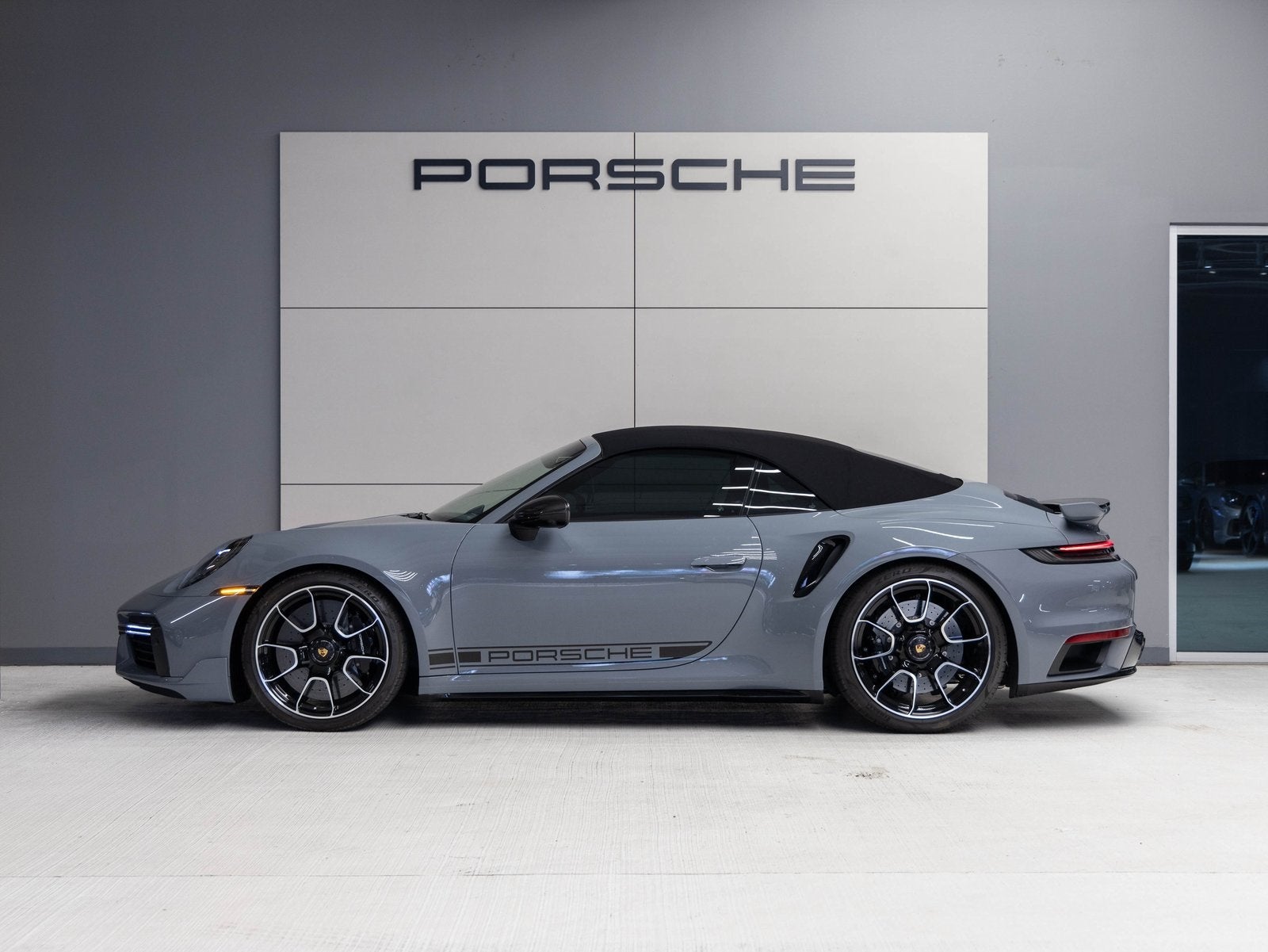 2025 Porsche 911 911 Turbo S Cabriolet