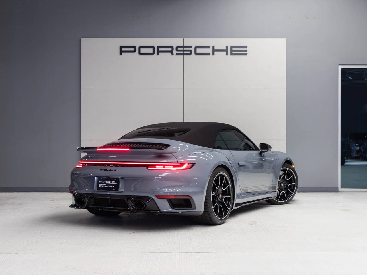 2025 Porsche 911 911 Turbo S Cabriolet