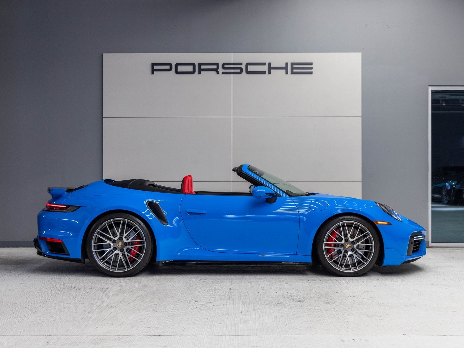 2023 Porsche 911 911 Turbo Cabriolet (MY23)