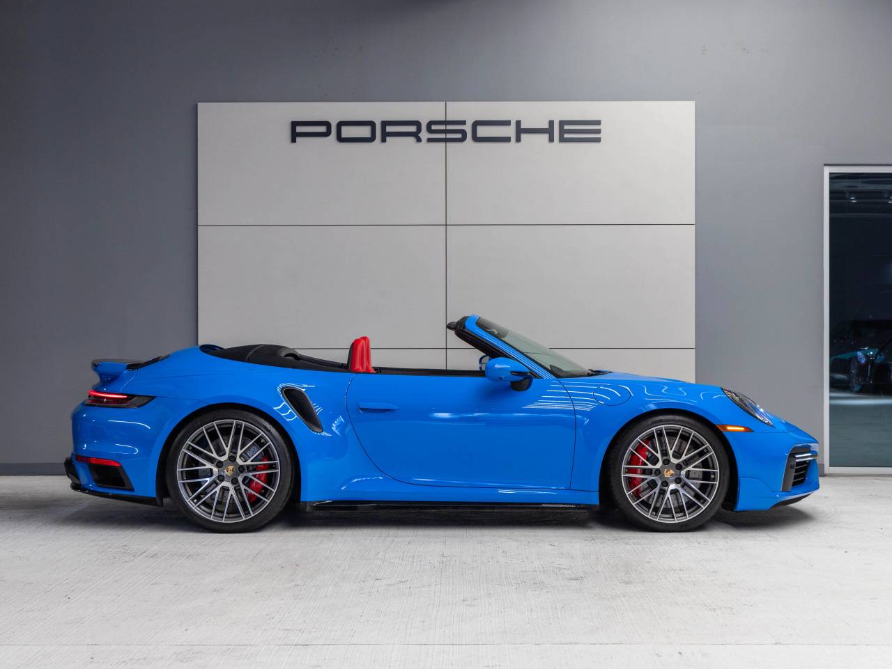 2023 Porsche 911 911 Turbo Cabriolet (MY23)