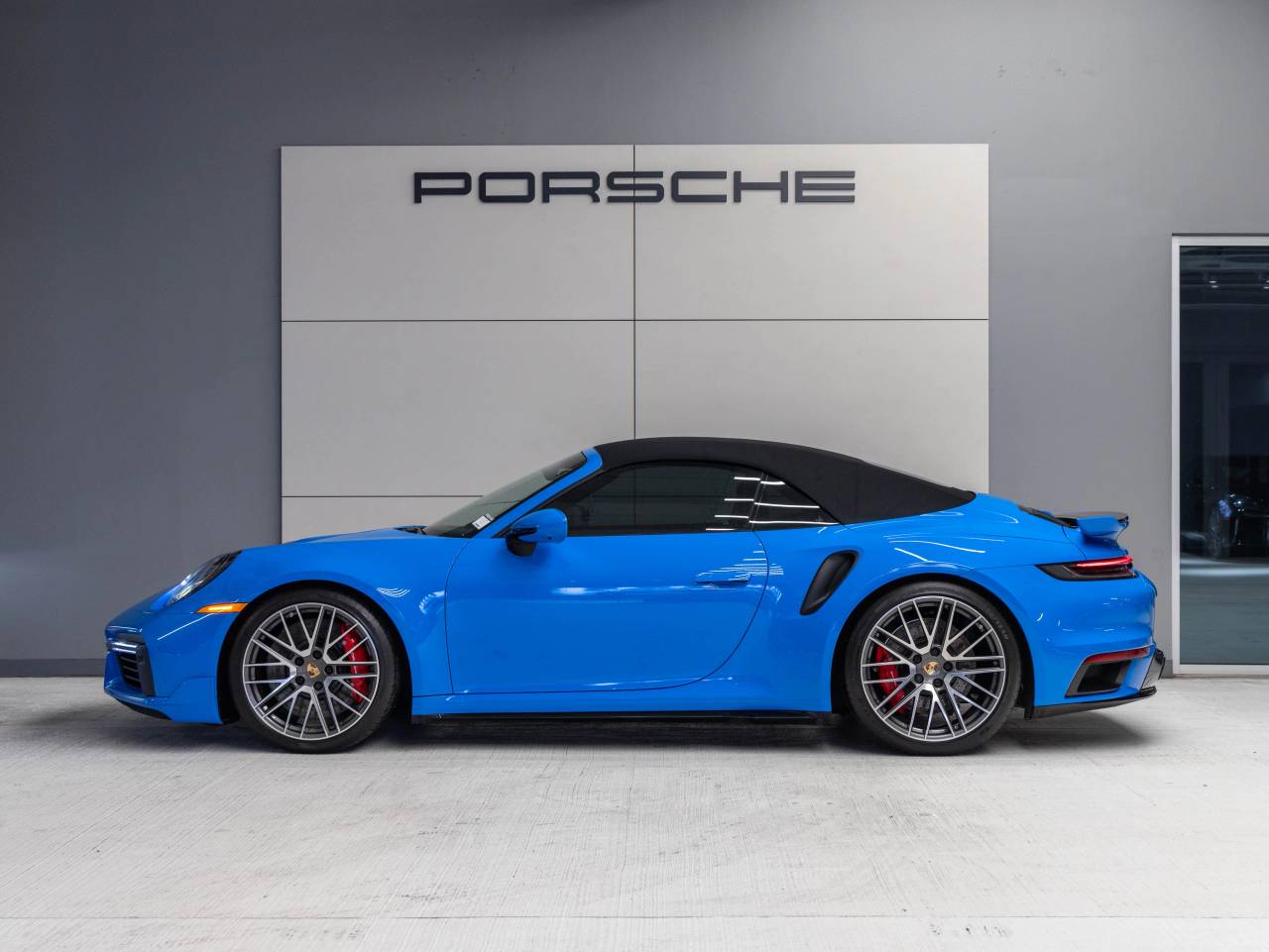 2023 Porsche 911 911 Turbo Cabriolet (MY23)