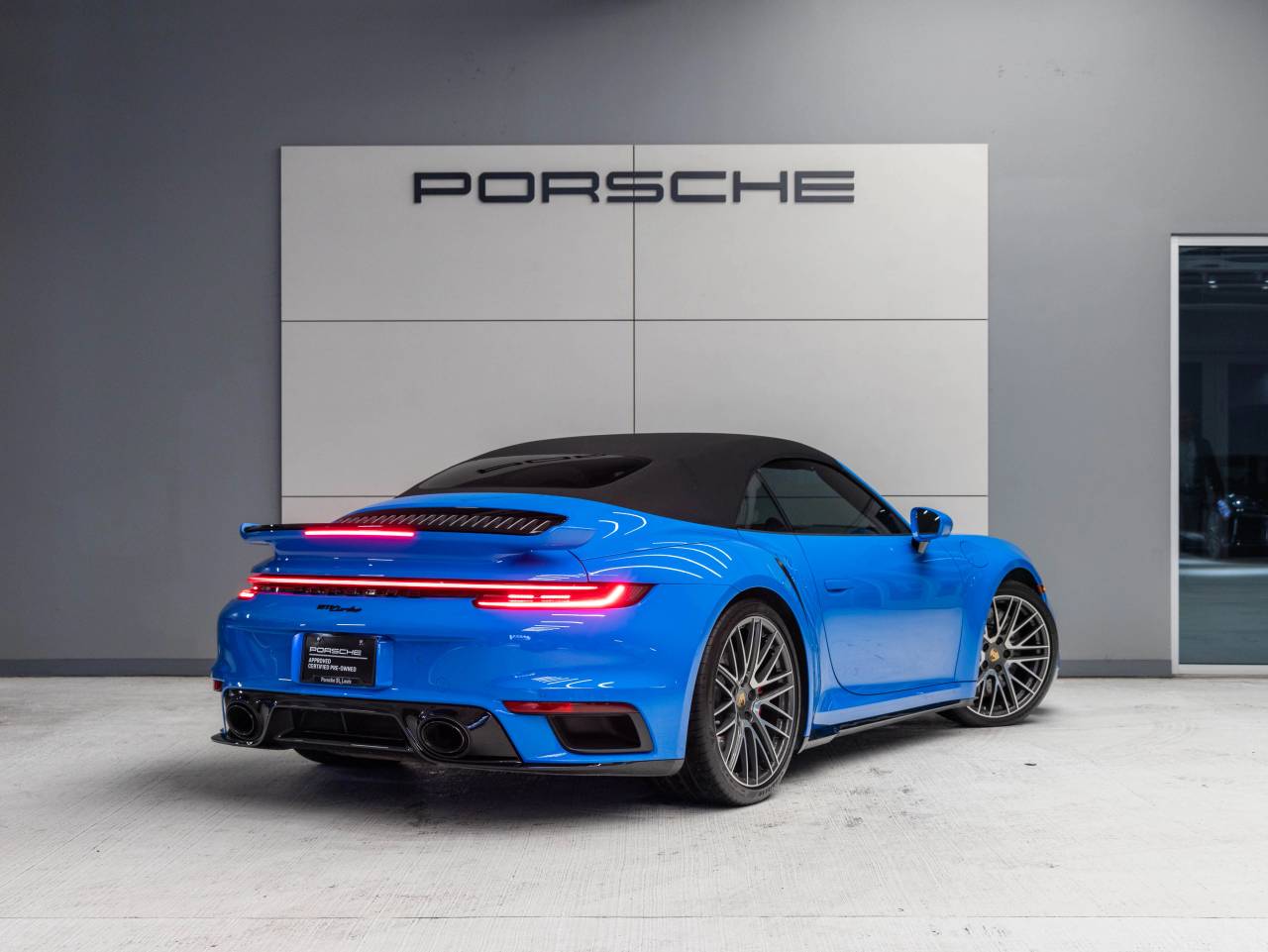 2023 Porsche 911 911 Turbo Cabriolet (MY23)