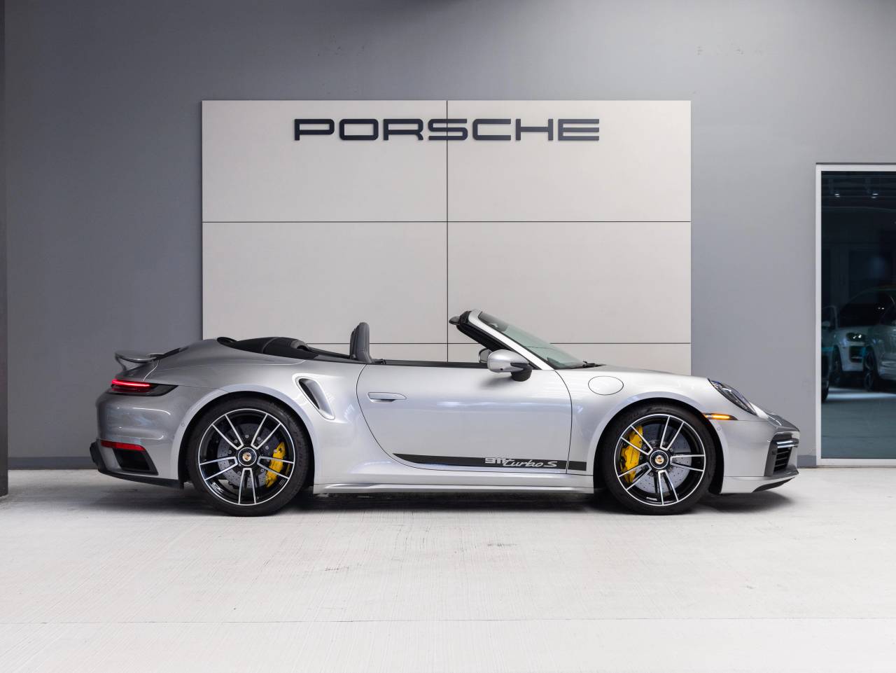 2023 Porsche 911 Turbo S Cabriolet