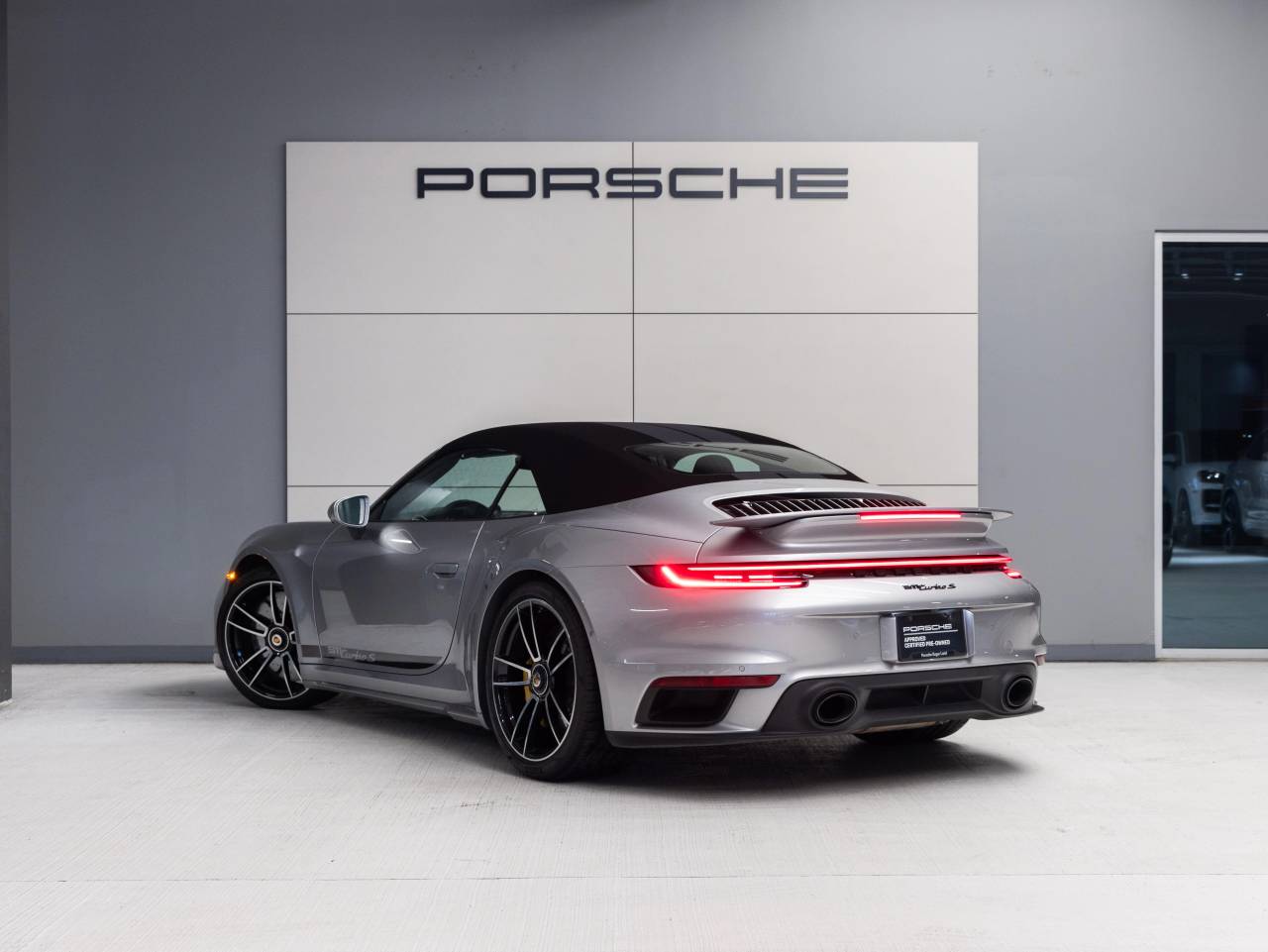 2023 Porsche 911 Turbo S Cabriolet