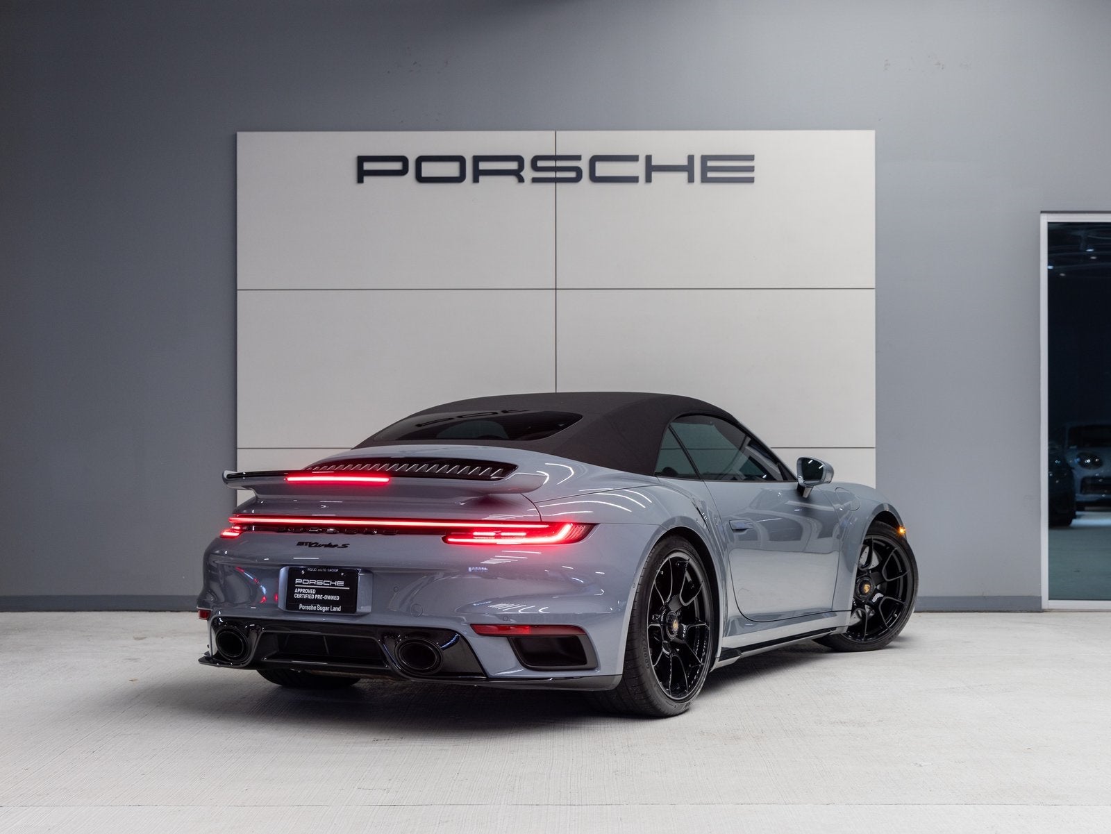 2024 Porsche 911 911 Turbo S Cabriolet (MY24)