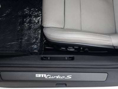 2024 Porsche 911 911 Turbo S Cabriolet (MY24)