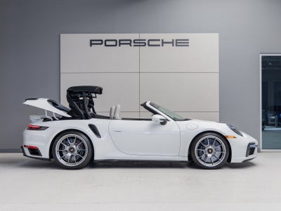 2024 Porsche 911 911 Turbo S Cabriolet (MY24)