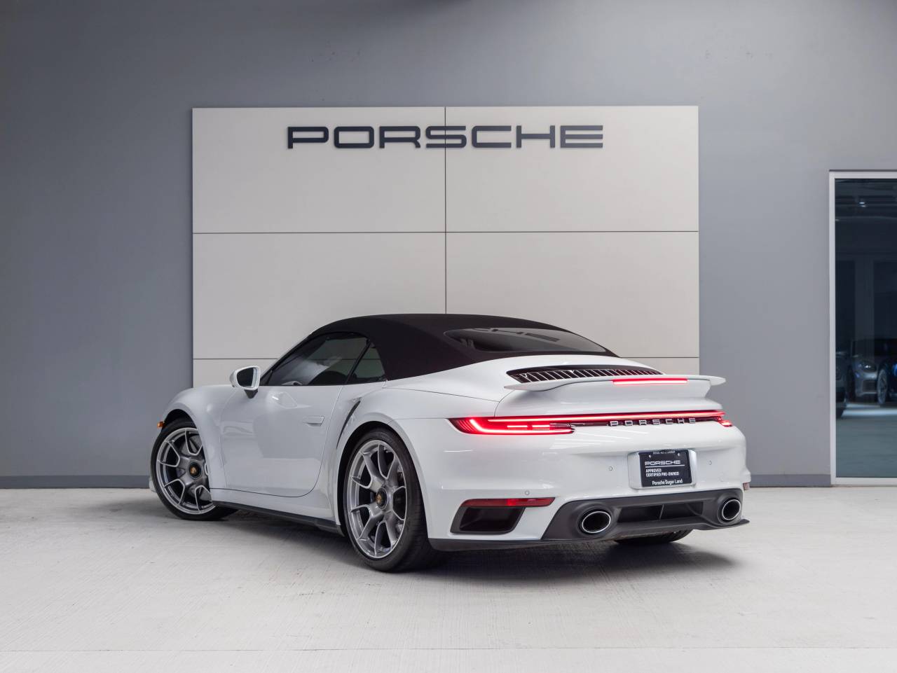 2024 Porsche 911 911 Turbo S Cabriolet (MY24)