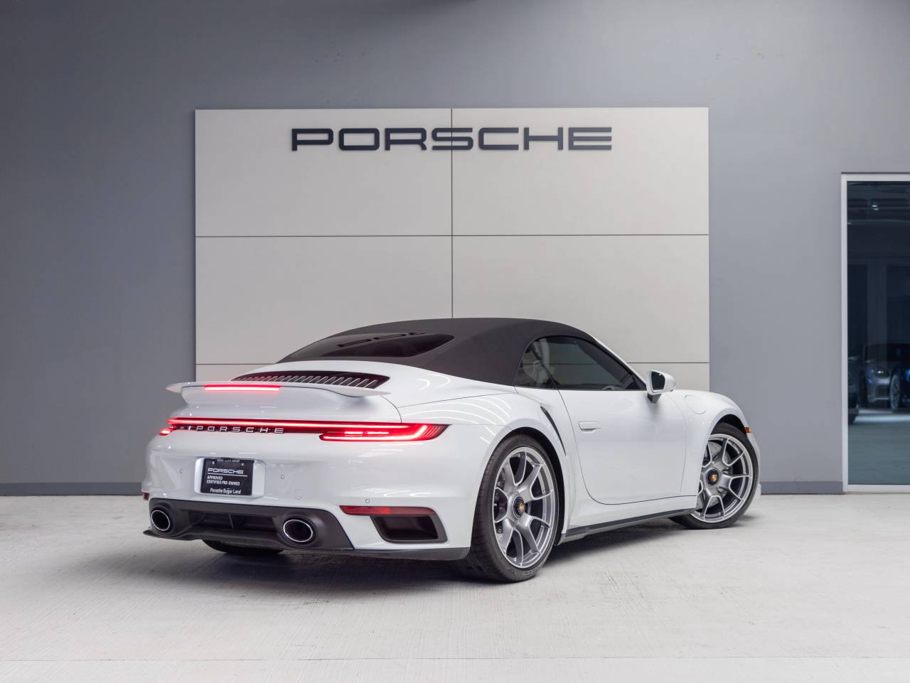 2024 Porsche 911 911 Turbo S Cabriolet (MY24)
