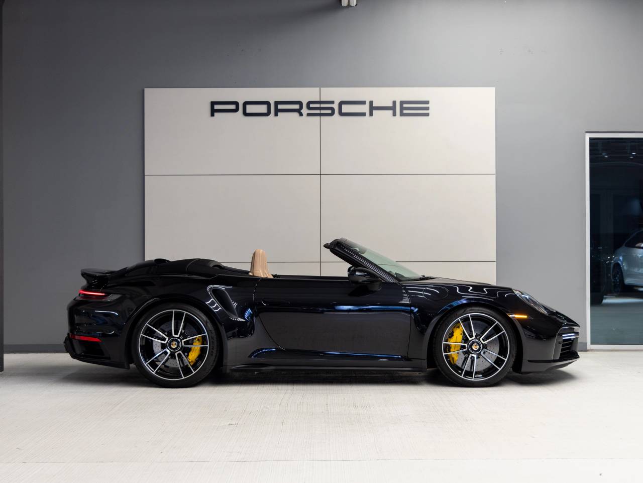 2024 Porsche 911 911 Turbo S Cabriolet (MY24)